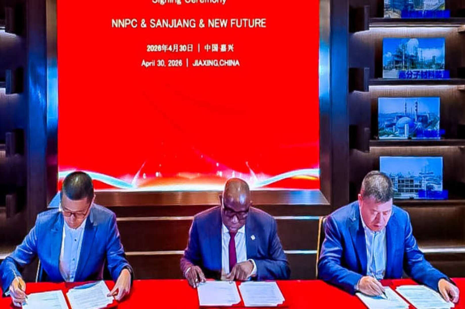 Nigeria signs agreement with Chinese partners to revive Port Harcourt and Warri refineries